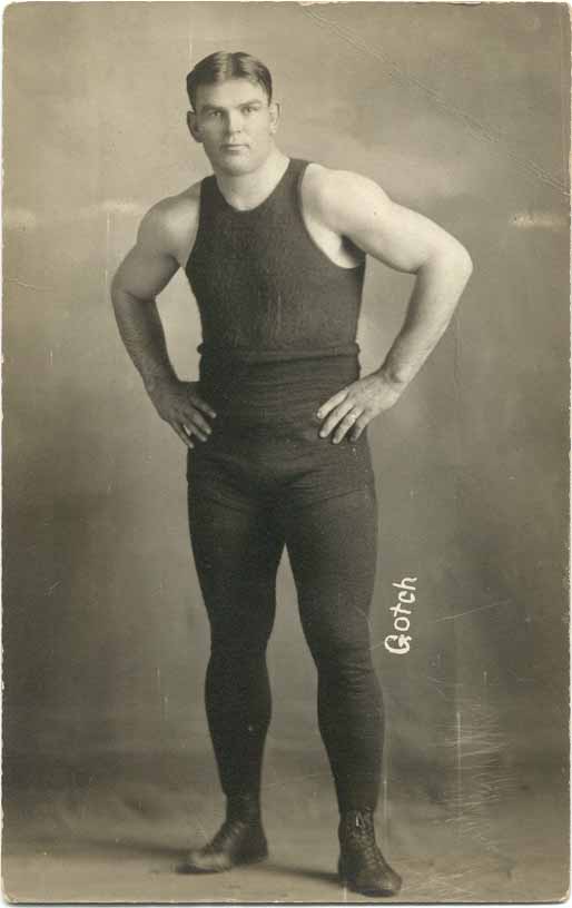 The first American to win the World Heavyweight Freestyle Championship